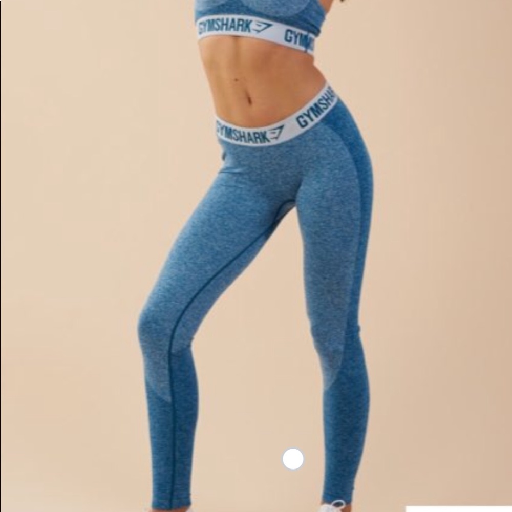 Like New- Gymshark Flex Fit bottoms- make offer!